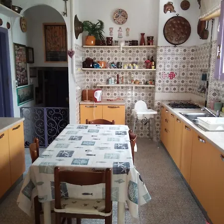 Casa Miglio 马里纳-迪-皮特拉桑塔